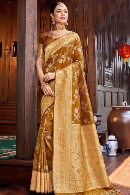 Weaving Silk Saree in Copper Golden