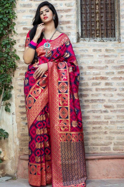 Alluring Silk Saree with Weaving in Pink