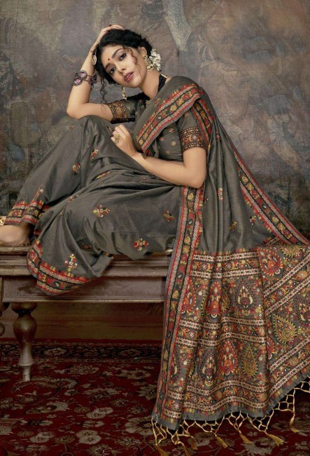 Printed Silk Saree in Black with Blouse
