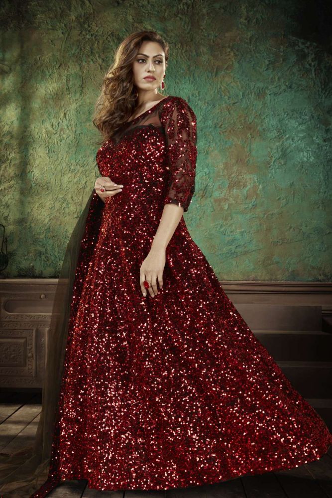 Red netted gown 2025