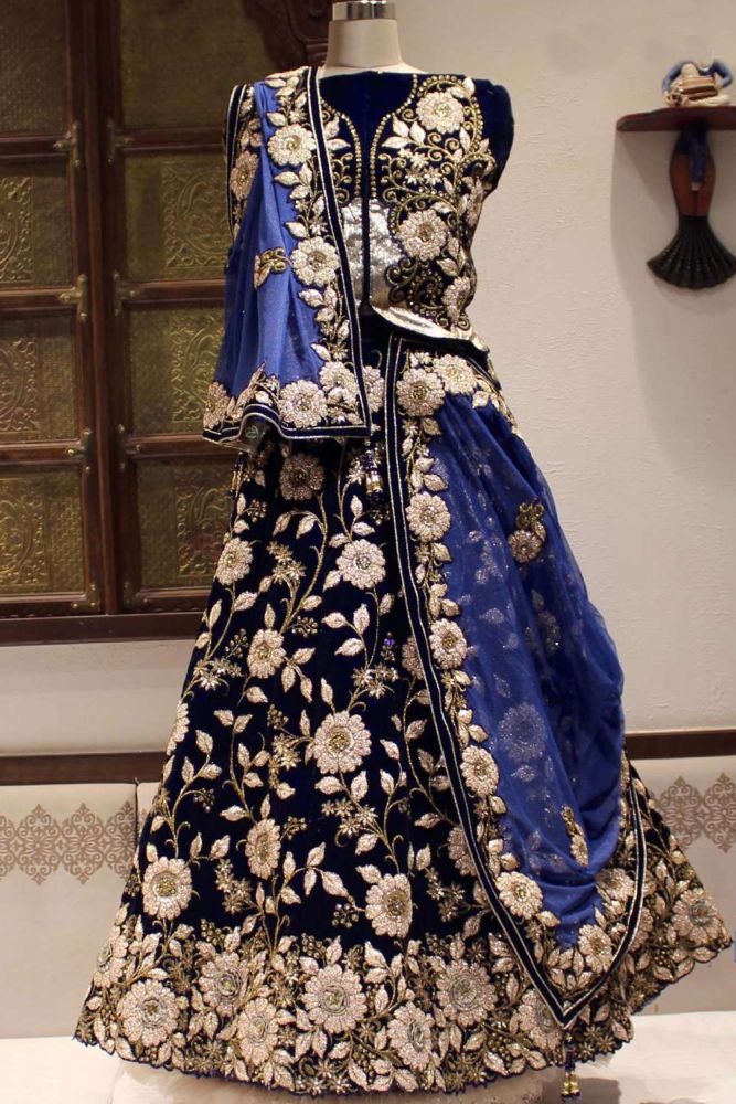 Royal blue Bridal Lehenga Choli Online Designer Velvet Lehenga Choli with Royal Blue Dupatta UK LC5119