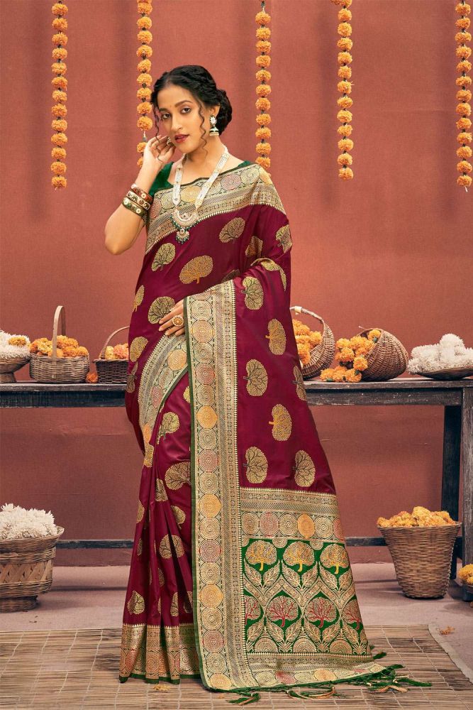 Banarasi saree photo hot sale