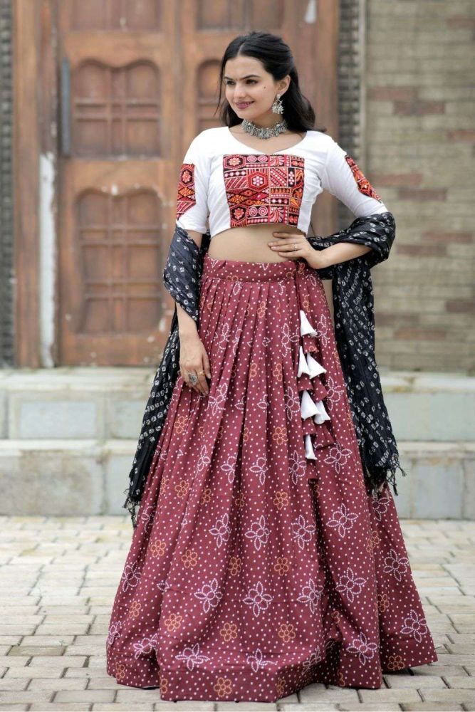 Printed Lehenga Choli in Multicolor Rayon