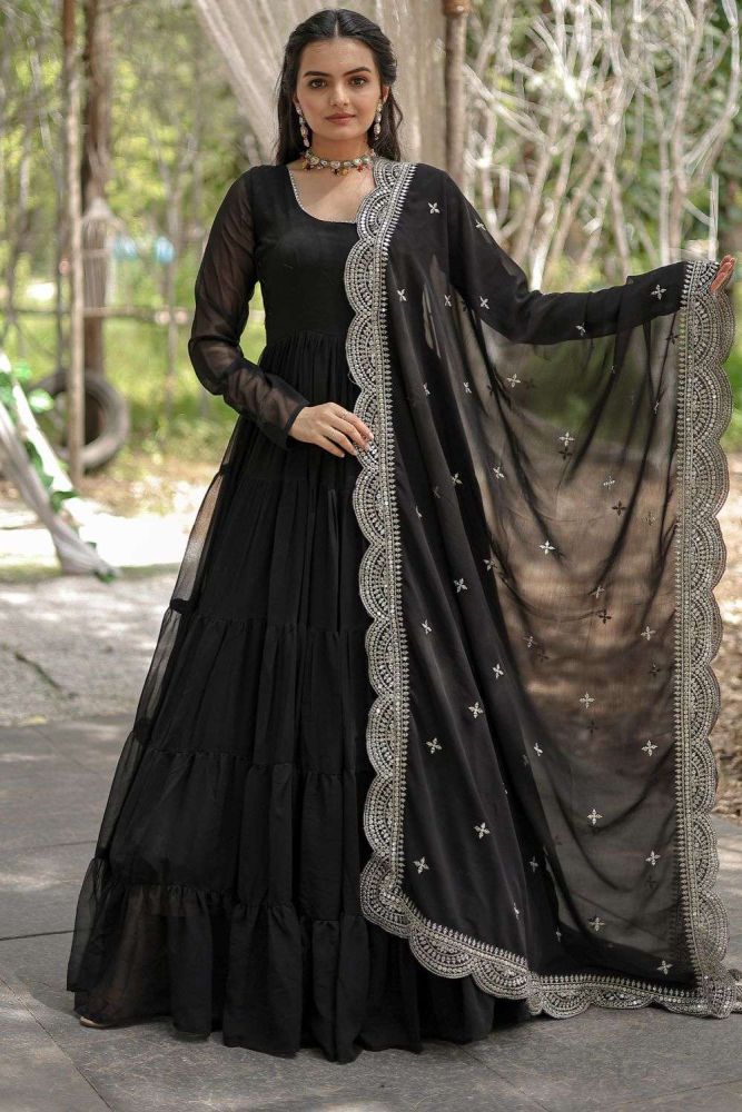 Plain georgette gown 2025